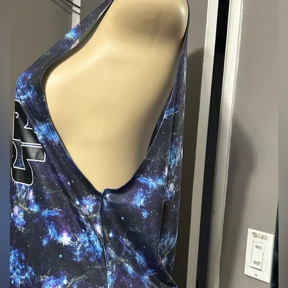 Star Wars tank top, her universe, size medium New black blue universe designe - Picture 3 of 10